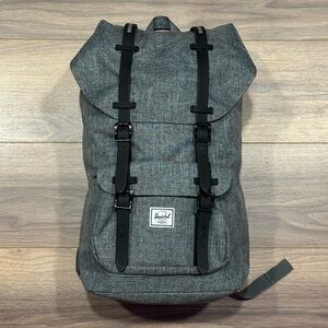 Herschel Little America 25L Backpack in Raven Crosshatch Gray
